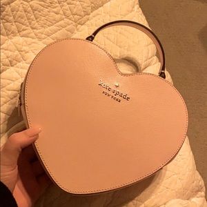 Kate spade authentic heart crossbody.
